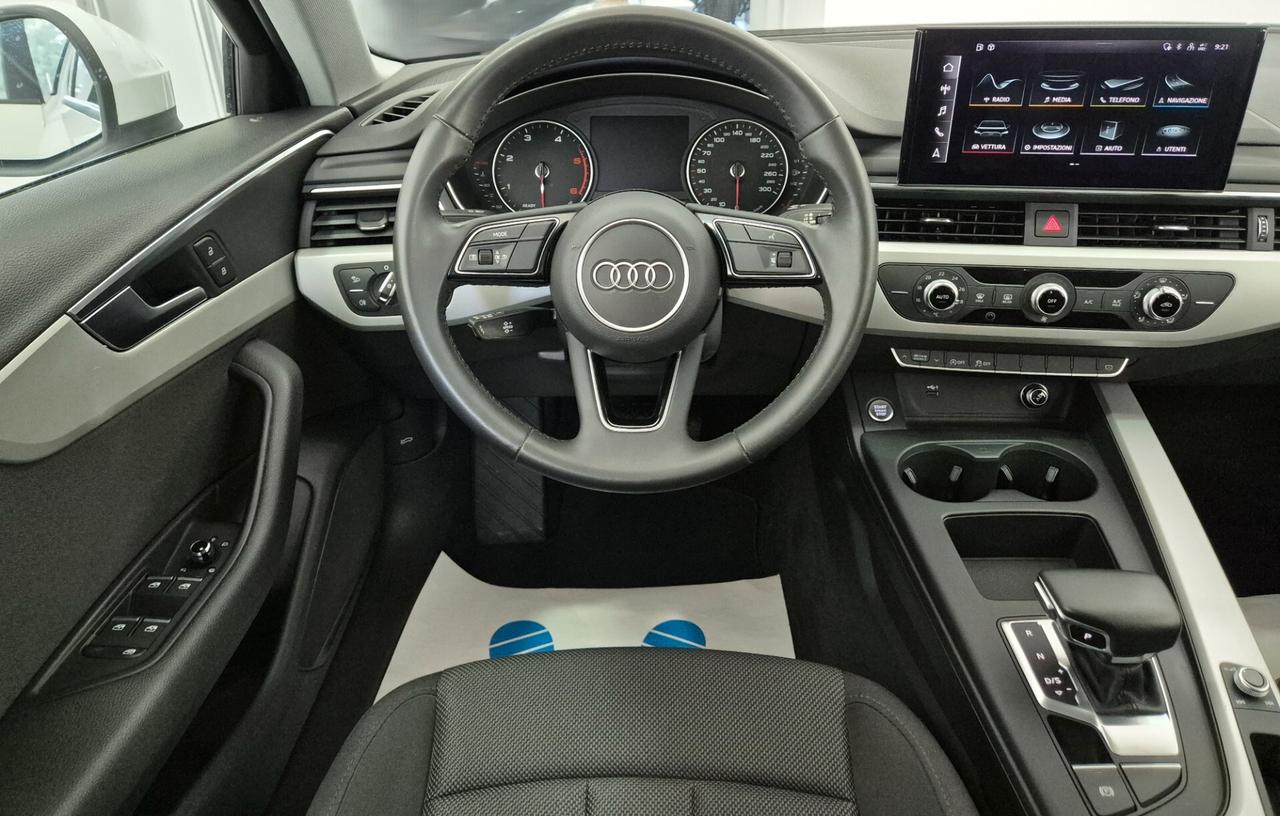 Audi A4 Avant 30 2.0 tdi 136cv S tronic