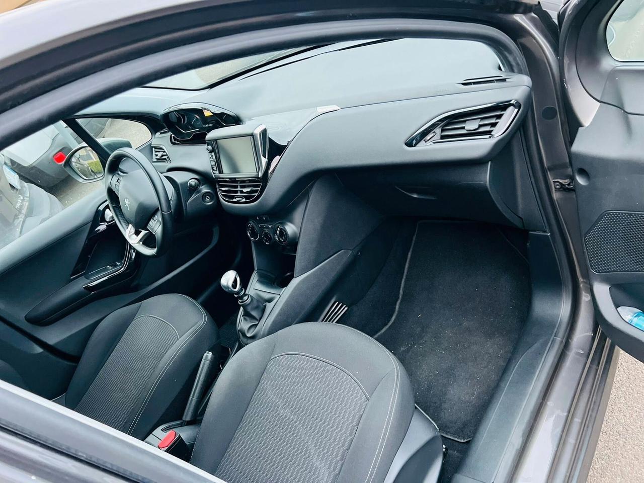 Peugeot 208 BlueHDi 100 S&S 5 porte Allure