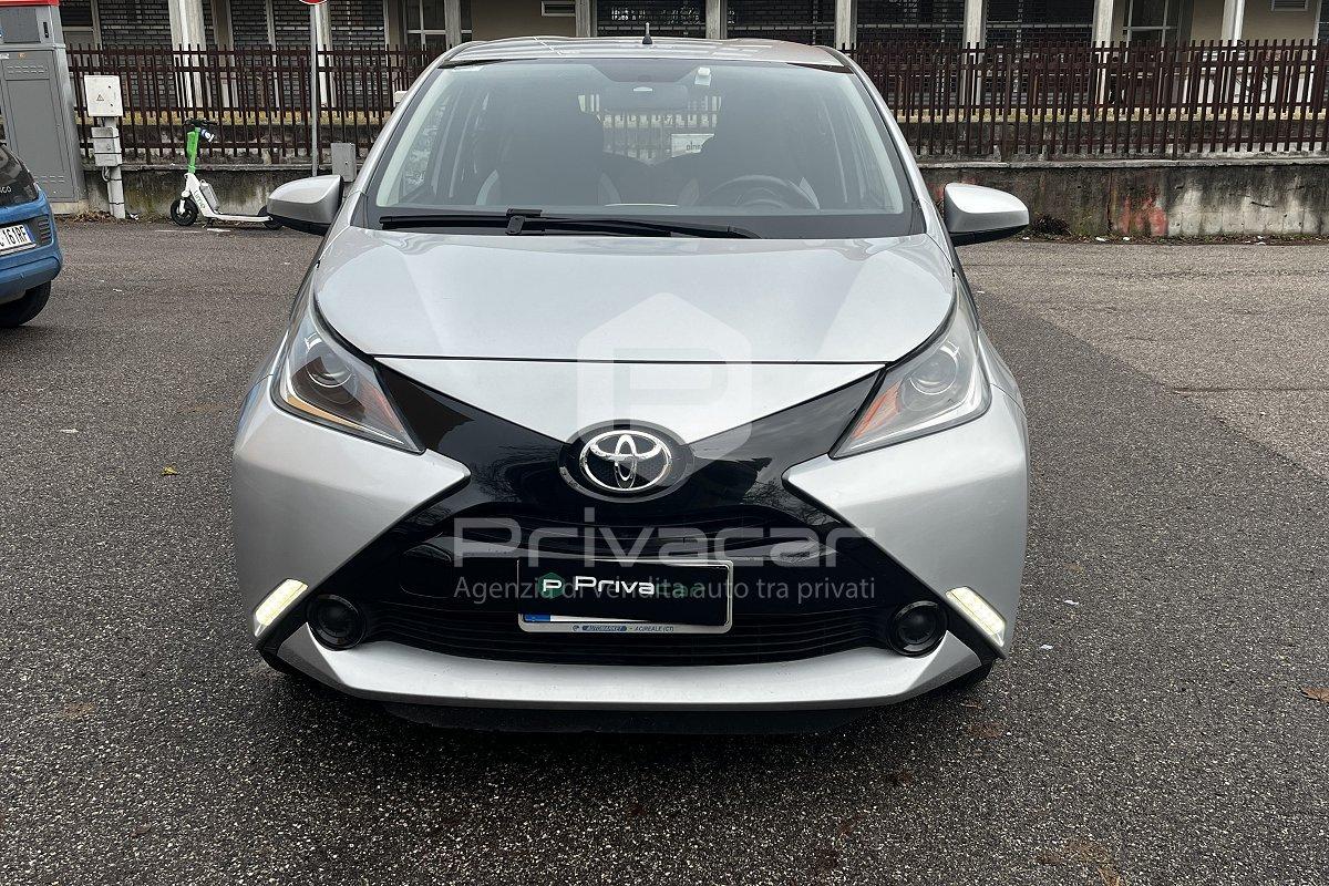 TOYOTA Aygo 1.0 VVT-i 69 CV 5 porte x-wave
