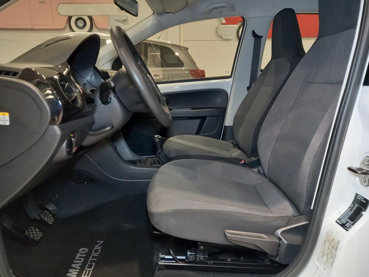 Volkswagen up! 1.0 5p 50.000 KM