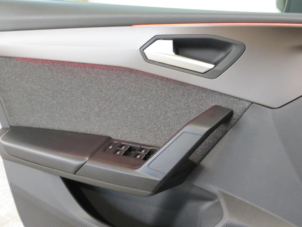 Seat Leon Sportstourer 1.5 eTSI 150 CV DSG Xcellence