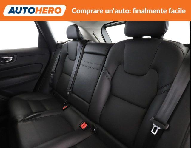 VOLVO XC60 B4 (d) AWD Geartronic Momentum