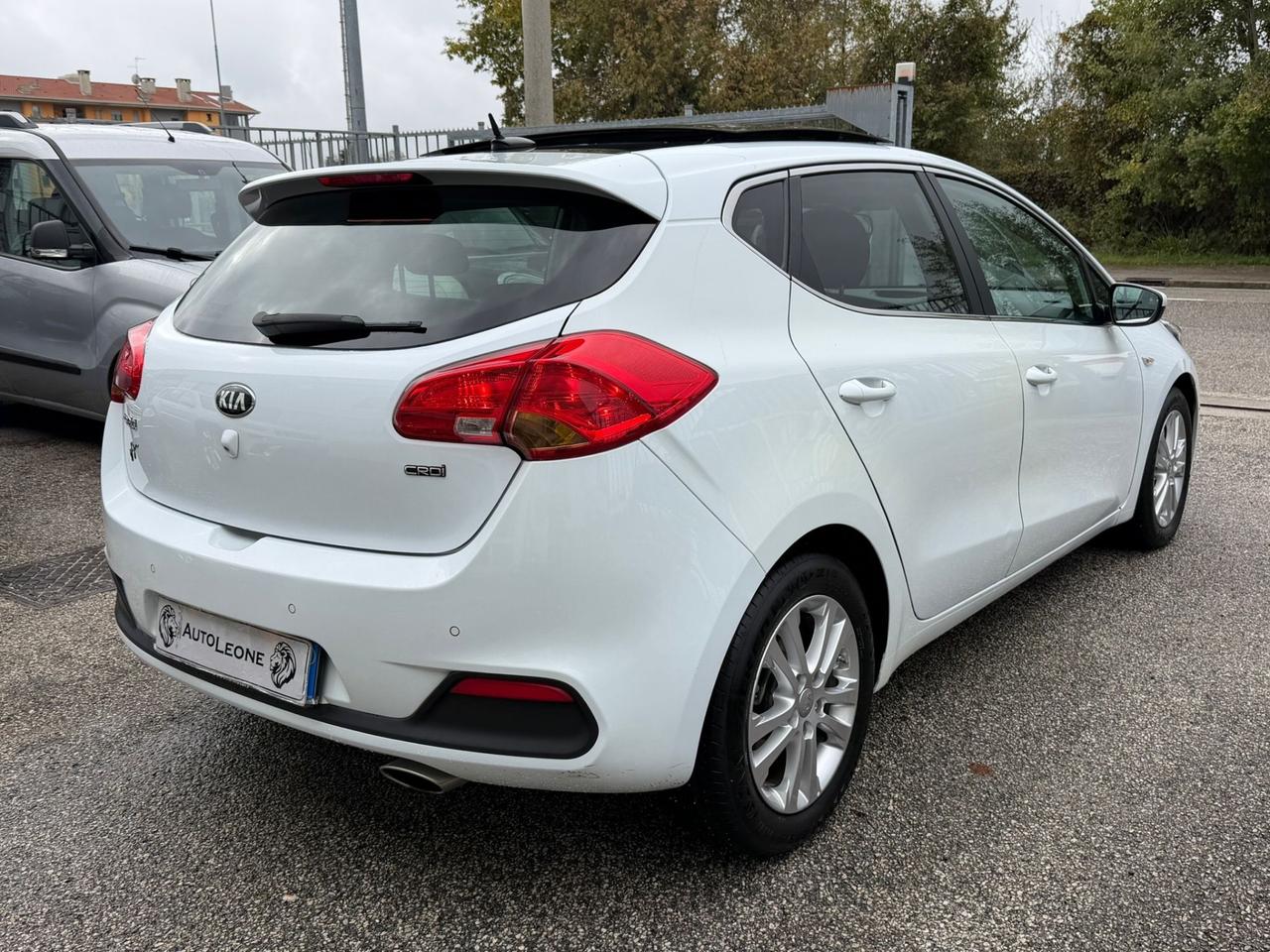 Kia Ceed cee'd 1.6 CRDi 110 CV 5 porte Cool
