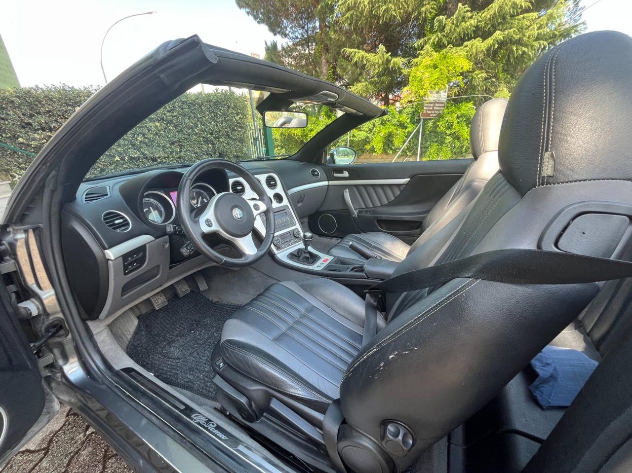 Alfa Romeo Spider 2.4 JTDM 200CV