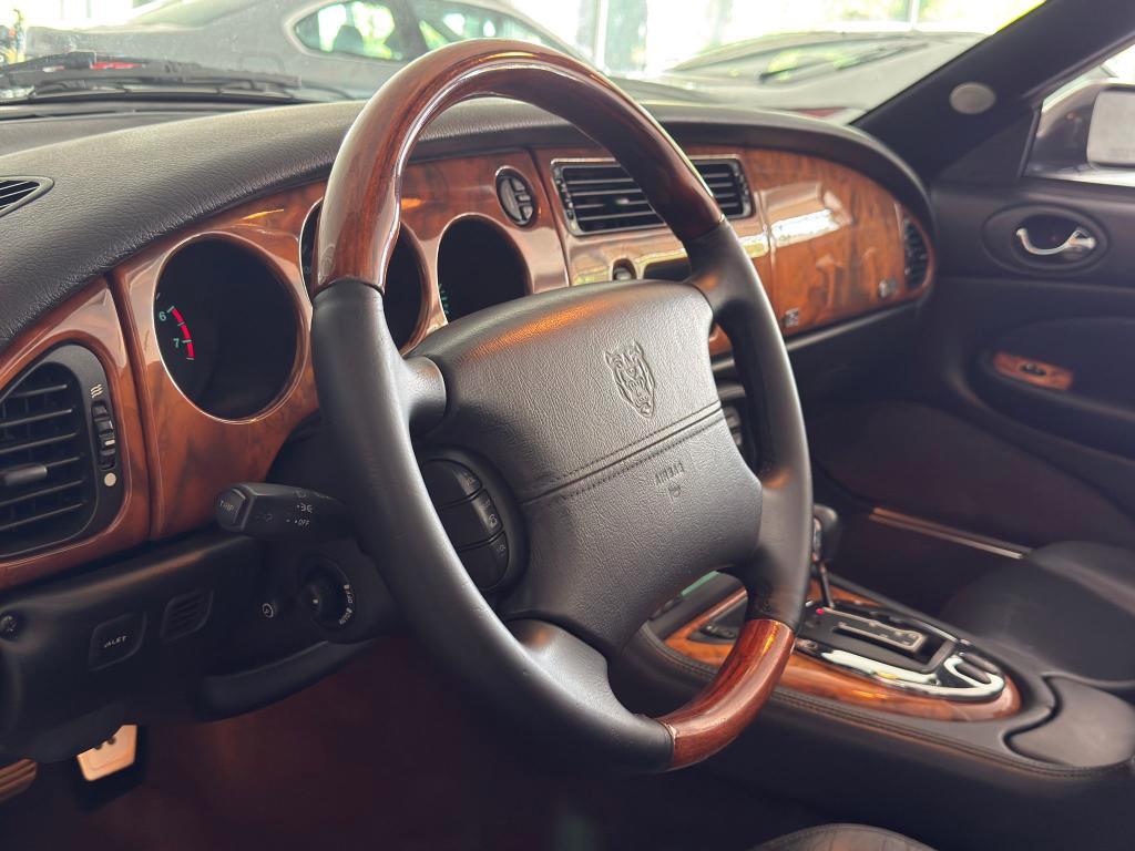 Jaguar XKR Convertibile XKR Convertible 4.0 100