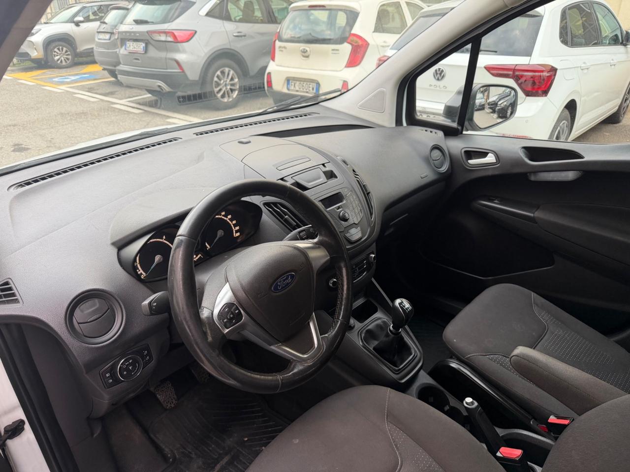 Ford courier transit 2018