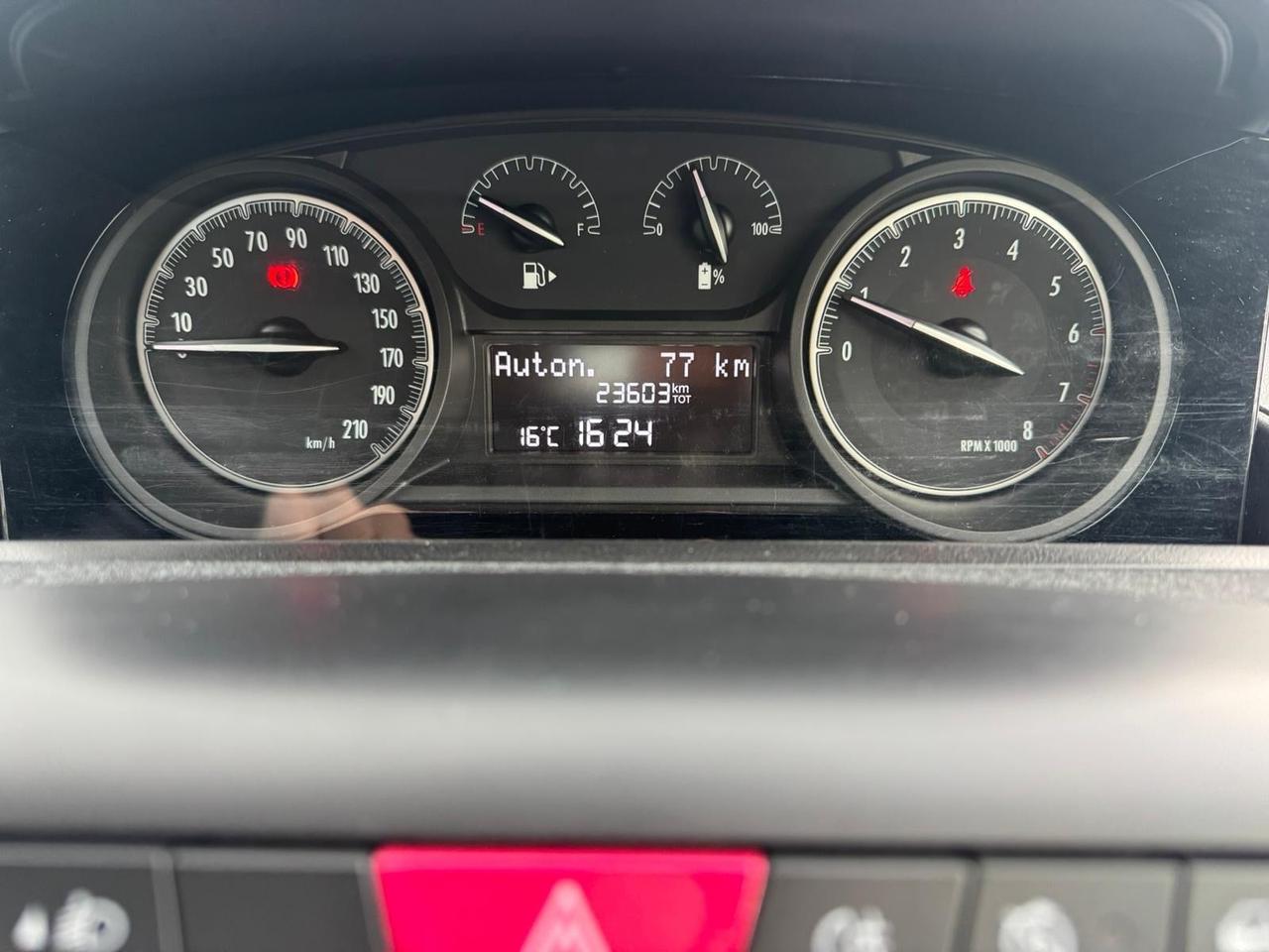 Lancia Ypsilon 1.0 FireFly 5 porte S&S Hybrid Ecochic Gold neopatentati