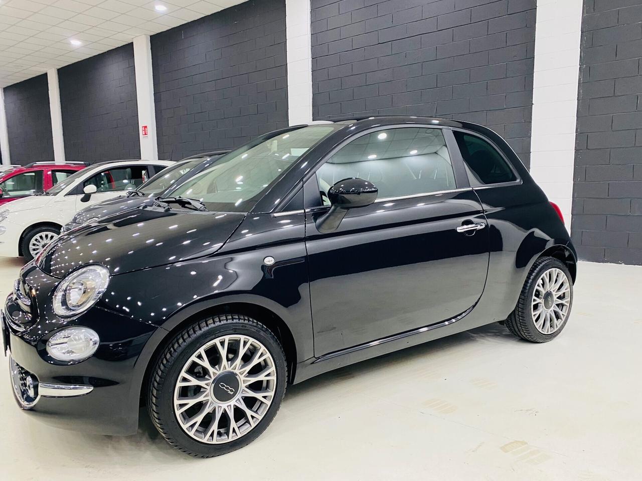 Fiat 500 1.0 Hybrid Dolcevita Navy CarPlay Prezzo promo 10999
