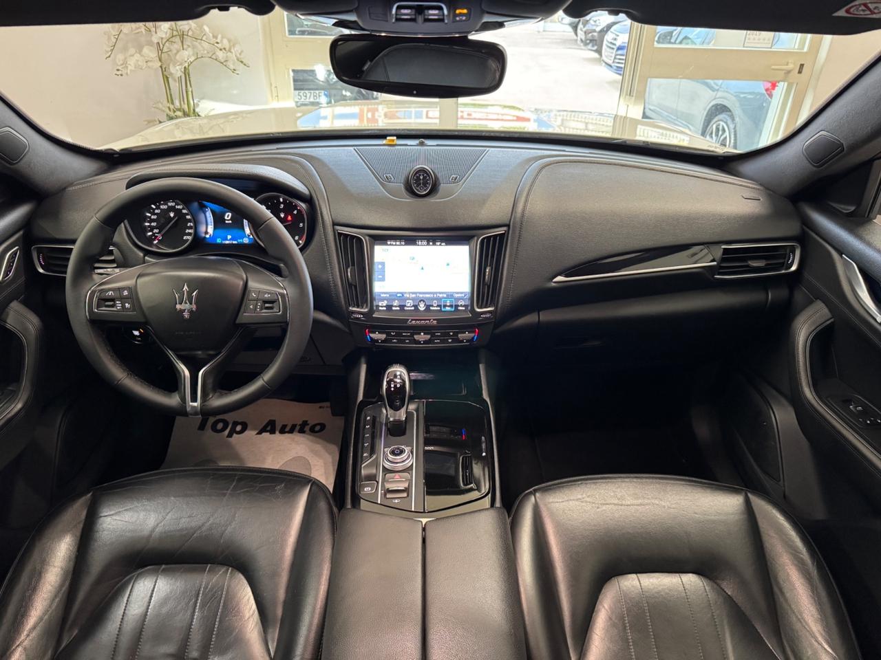 MASERATI LEVANTE V6 275 CV AWD GRANLUSSO / TETTO