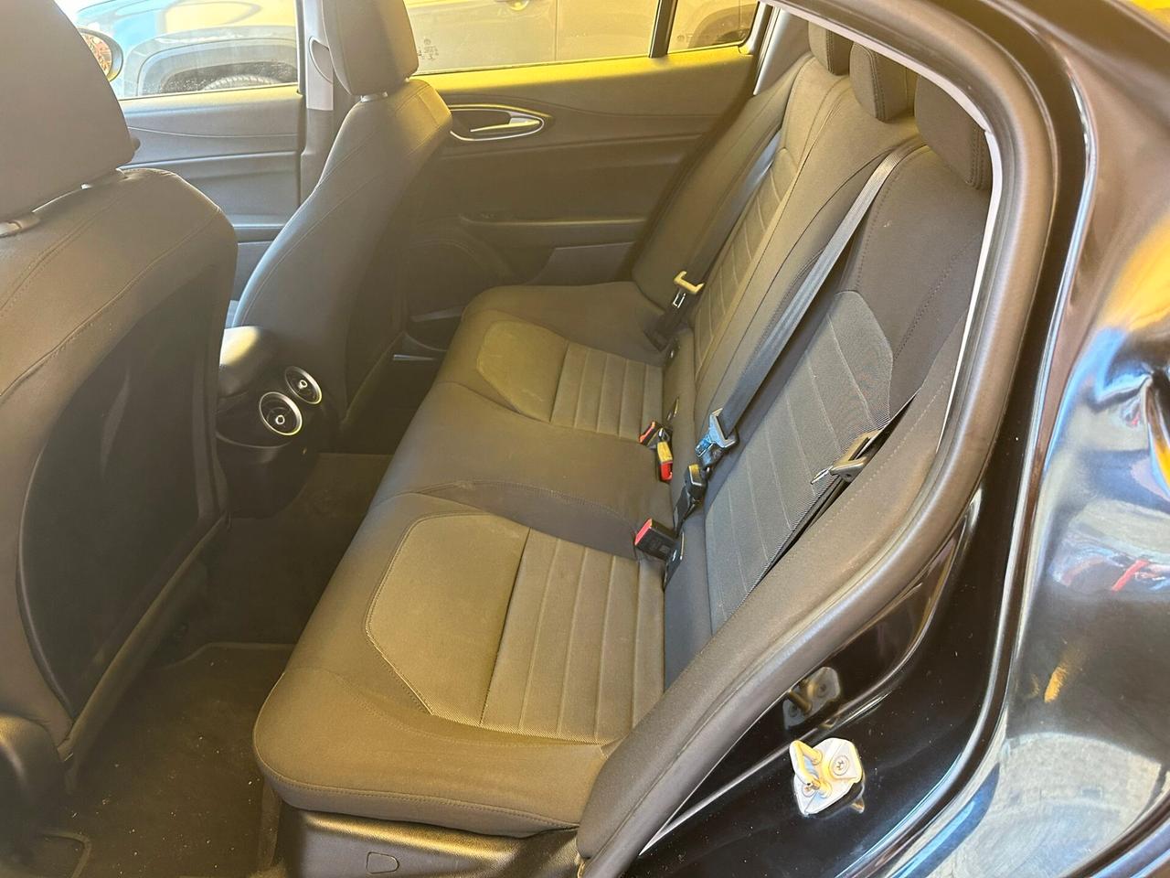 Alfa Romeo Giulia 2.2cc diesel 12 mesi garanzia-2016