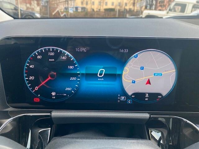 MERCEDES BENZ GLA 200 D AUTOMATIC BUSINESS EXTRA - 12 MESI GARANZIA - IVA ESPOSTA