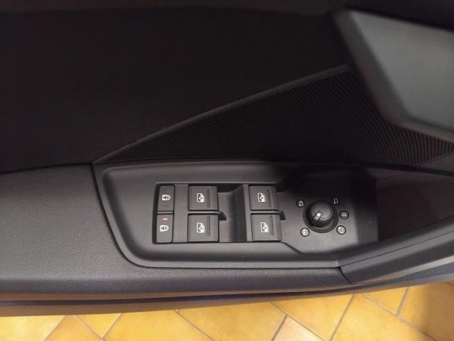 AUDI A3 SPORTBACK 30 TDI S tronic Business