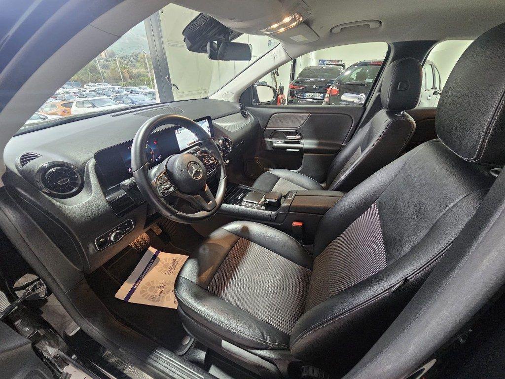 Mercedes-Benz GLA 200 d Automatic Business