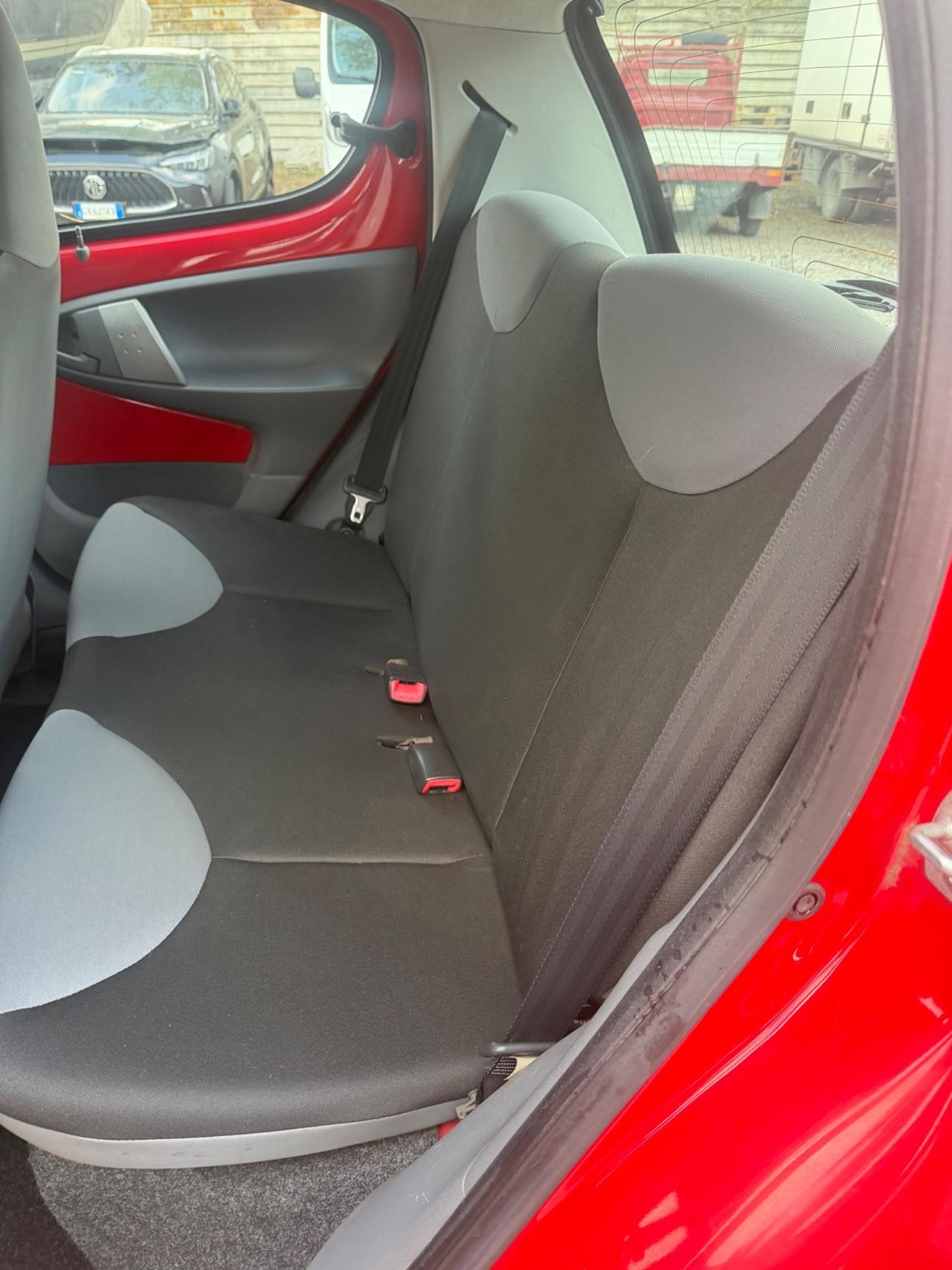 Peugeot 107 1.0 68CV 5p. Plaisir