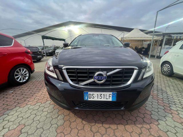 VOLVO XC60 XC60 I 2.4 d5 Momentum