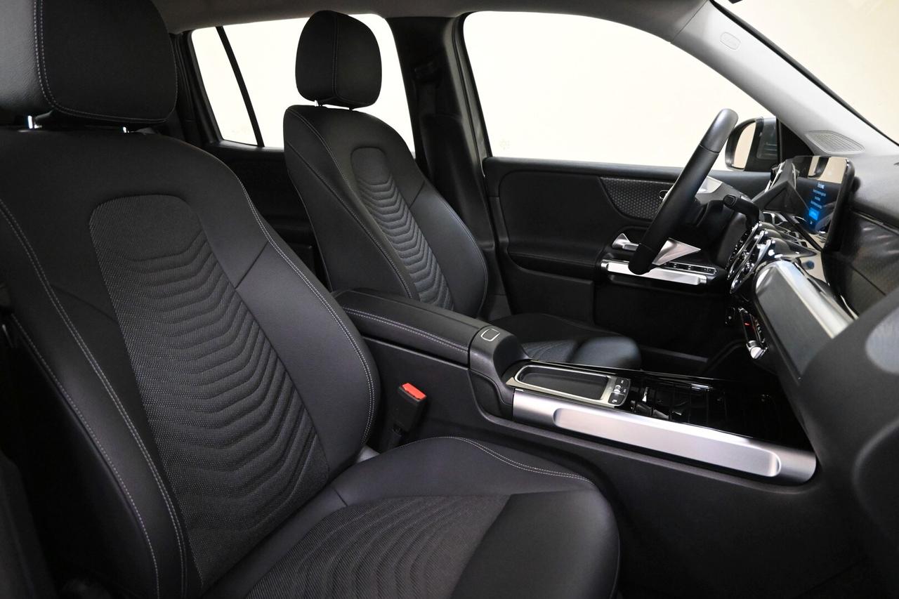 MERCEDES GLB (X247) GLB 180 d Automati...