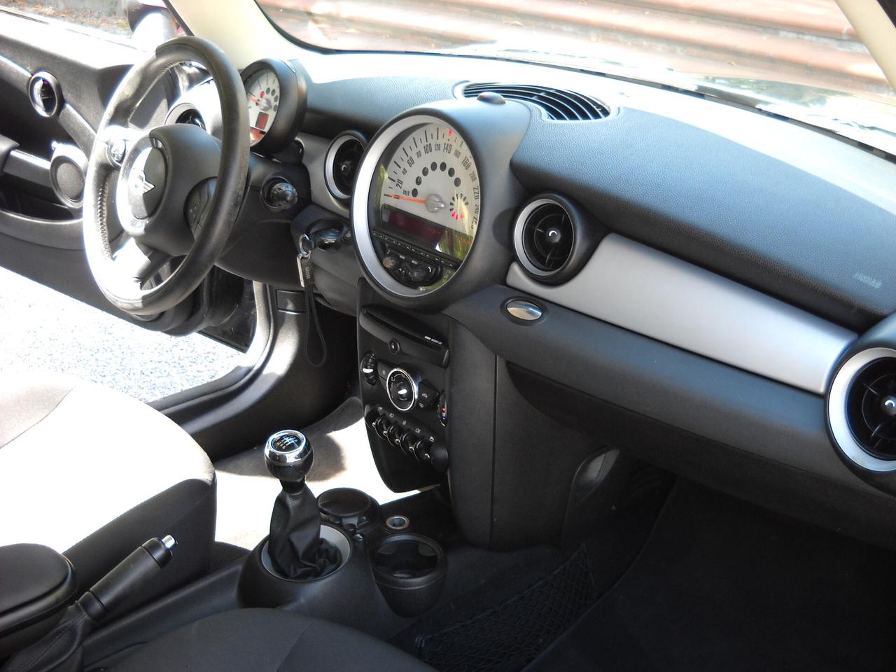 Mini Mini 1.6 16V One (55kW)