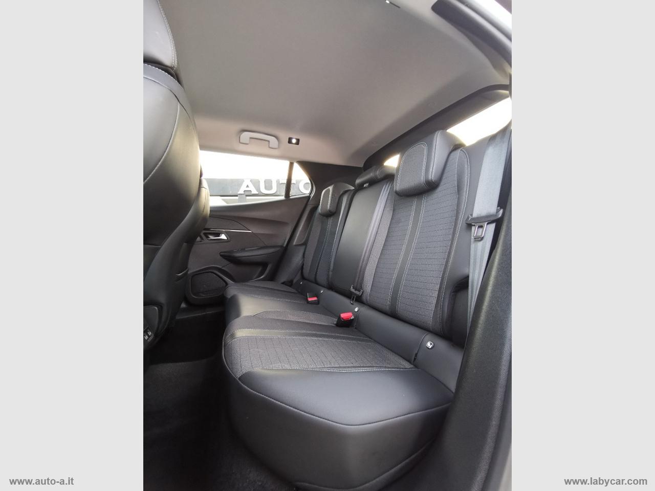 PEUGEOT 2008 BlueHDi 110 S&S Allure