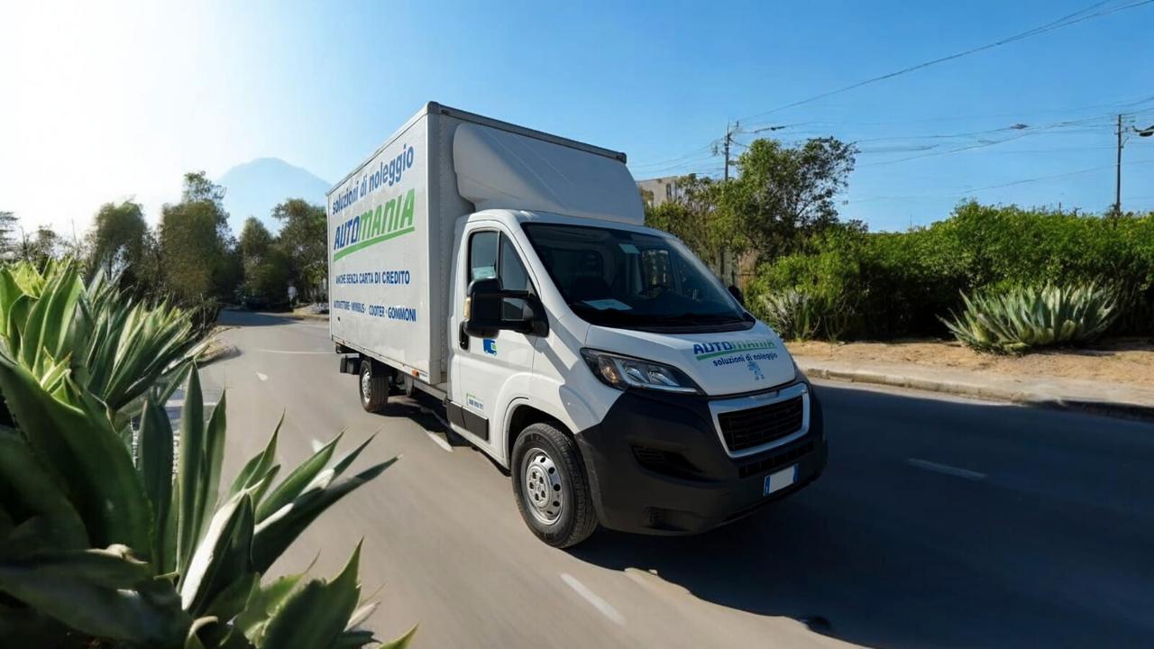 Peugeot Boxer 35q con sponda idraulica