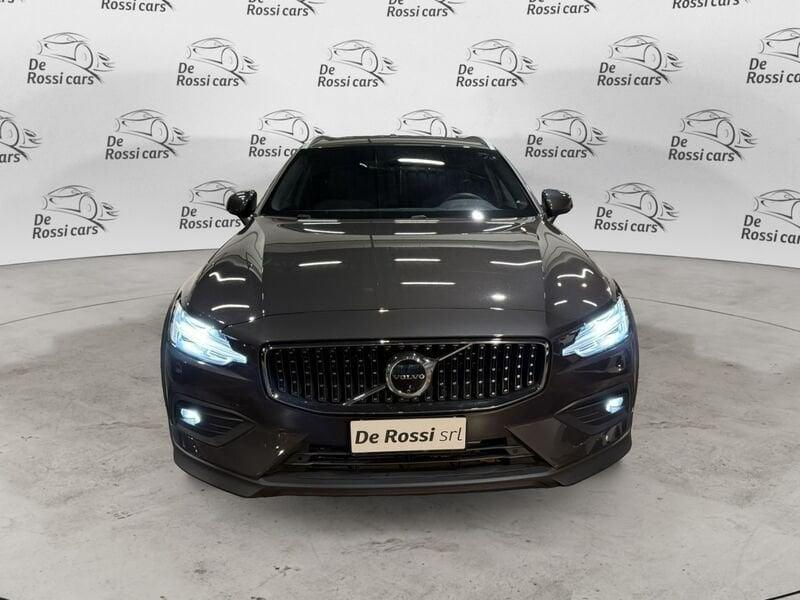 Volvo V60 Cross Country V60 Cross Country B4 (d) AWD automatico