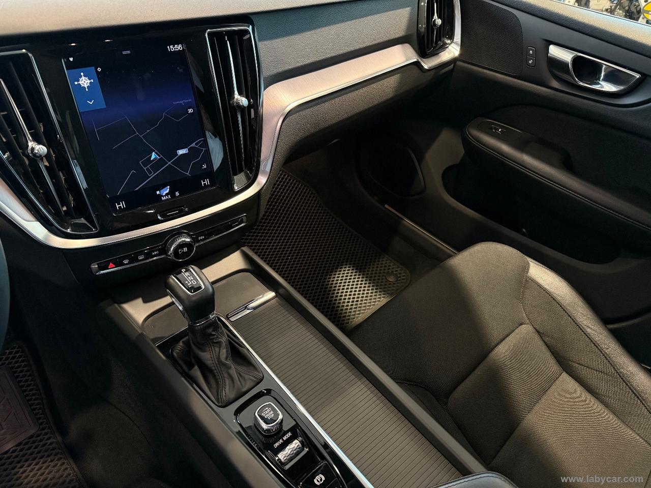 VOLVO V60 D3 Momentum Business