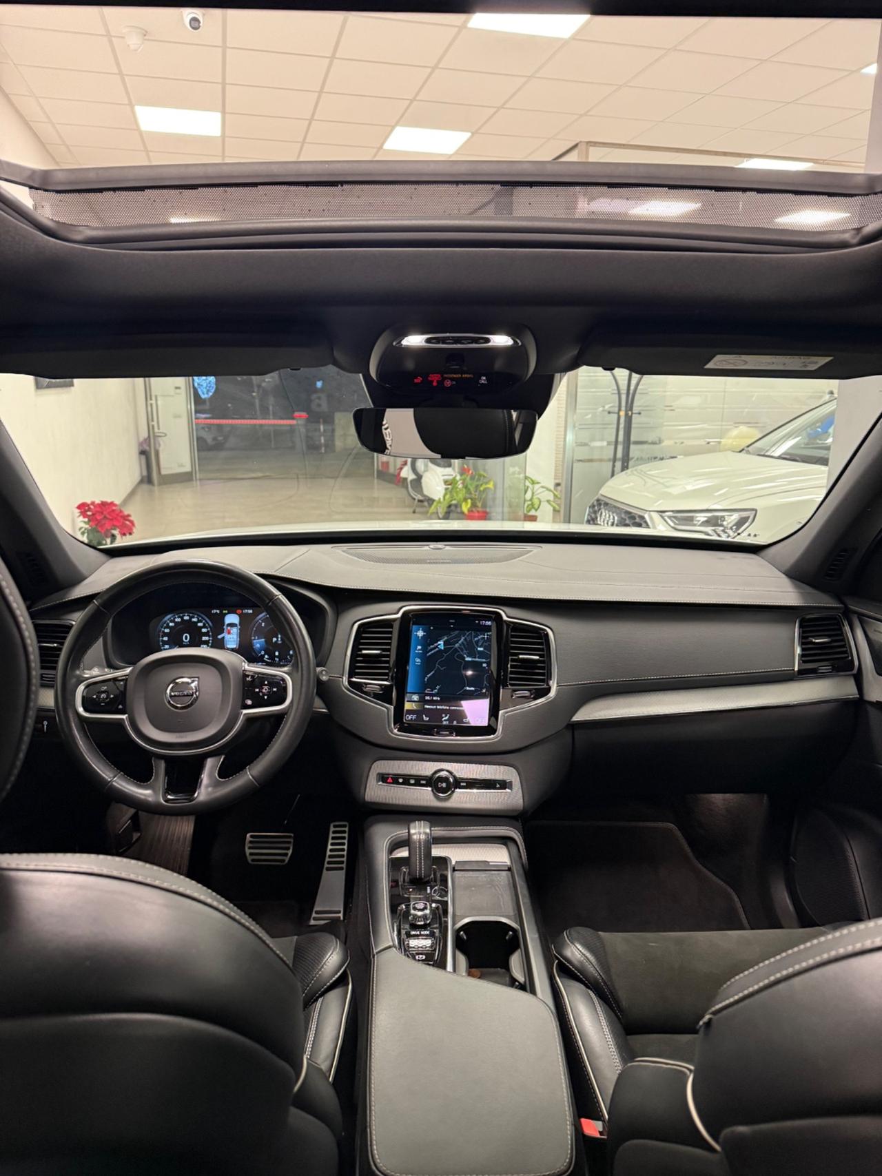 Volvo XC 90 XC90 B5 (d) AWD automatico Plus Dark