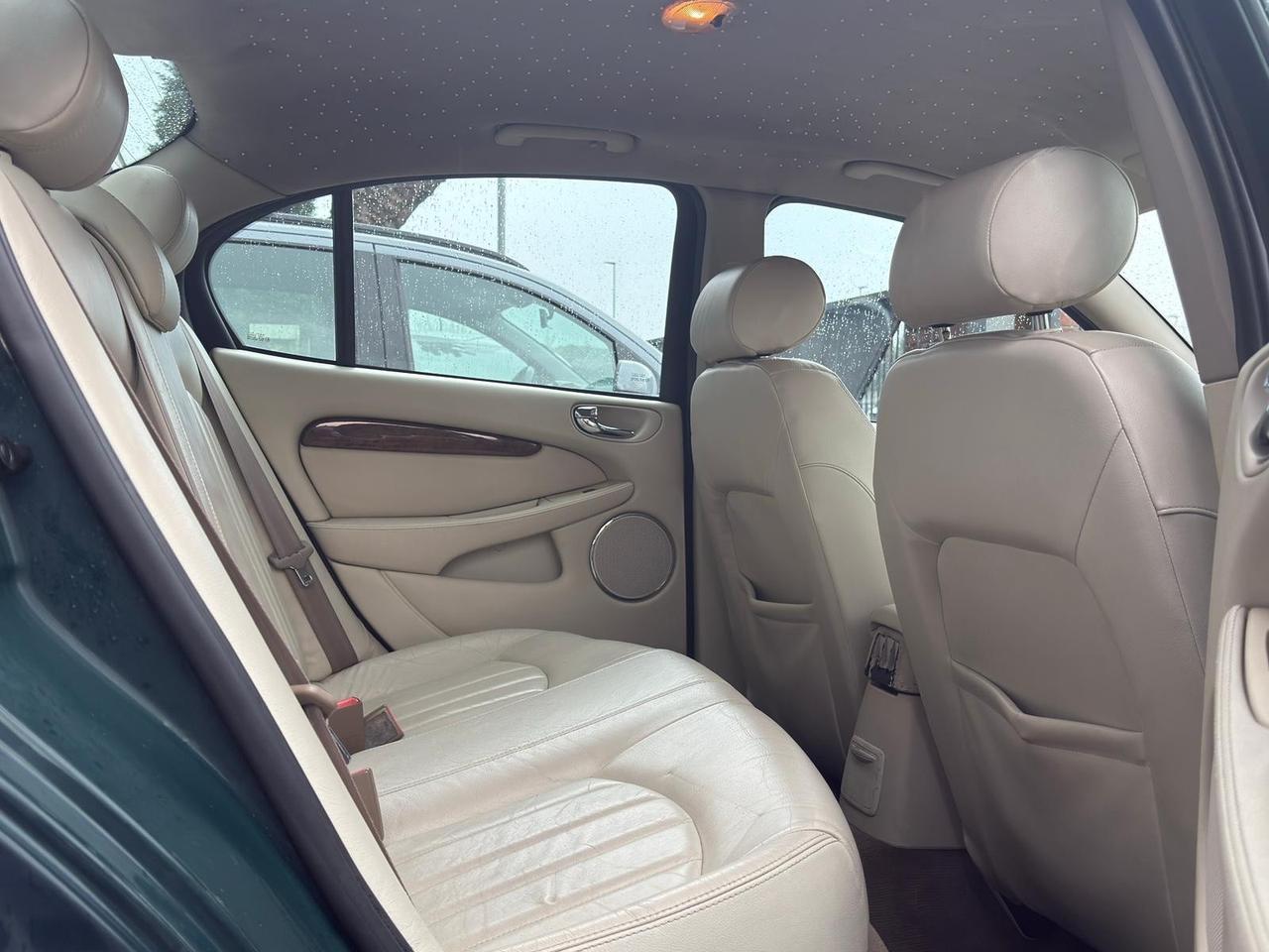 Jaguar X-Type 2.5 V6 24V cat Executive