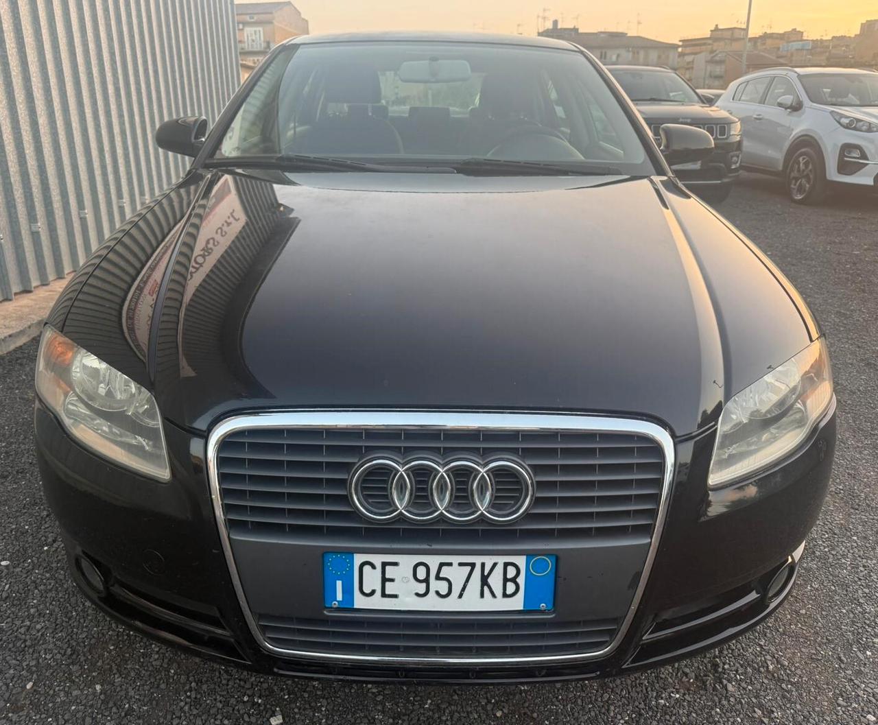 Audi A4 BERLINA MANUALE