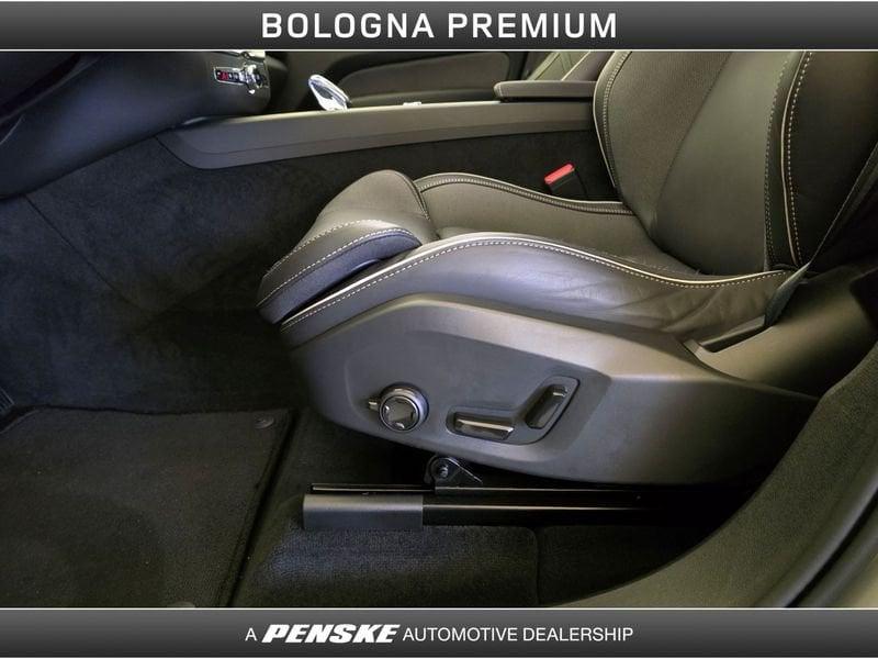 Volvo XC60 XC60 B5 AWD automatico Plus Dark