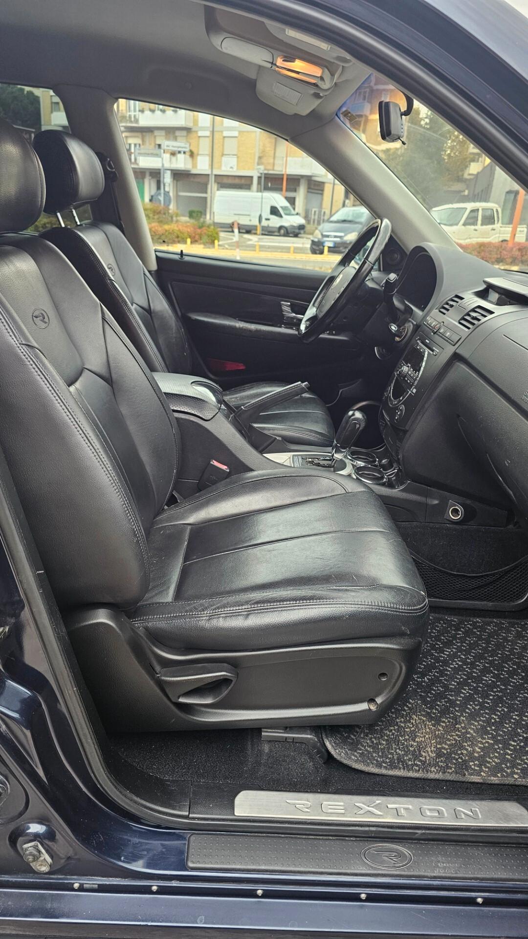 Ssangyong REXTON II 2.7 XVT AWD A/T Energy