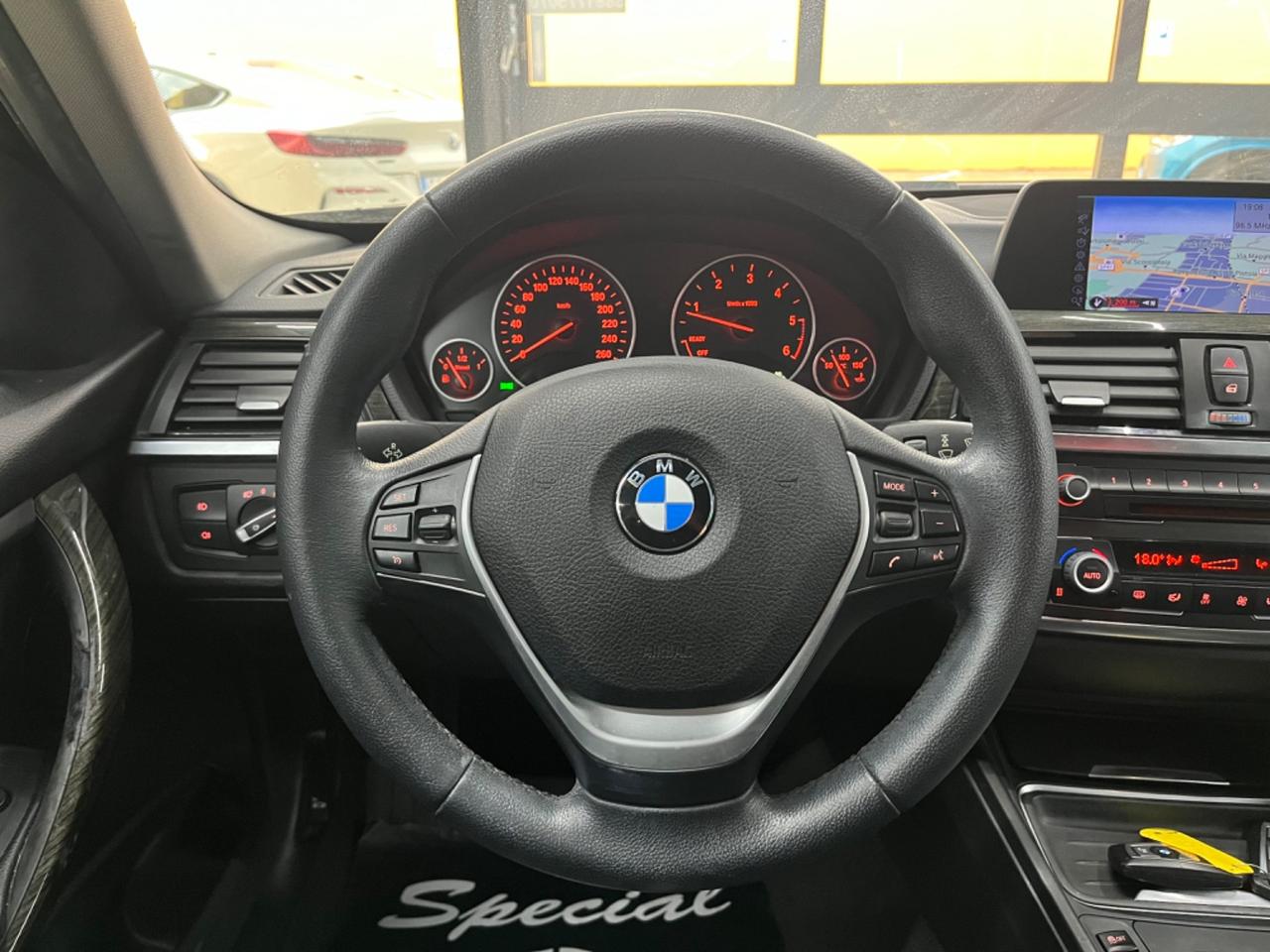 Bmw 318d Luxury Auto 143CV