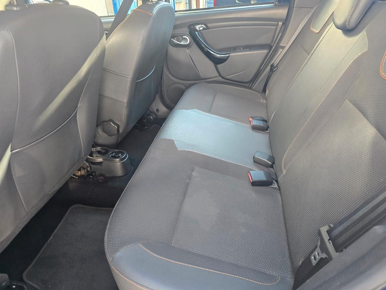 Dacia Duster 1.6 115CV Start&Stop 4x2 GPL Lauréate 155 mese