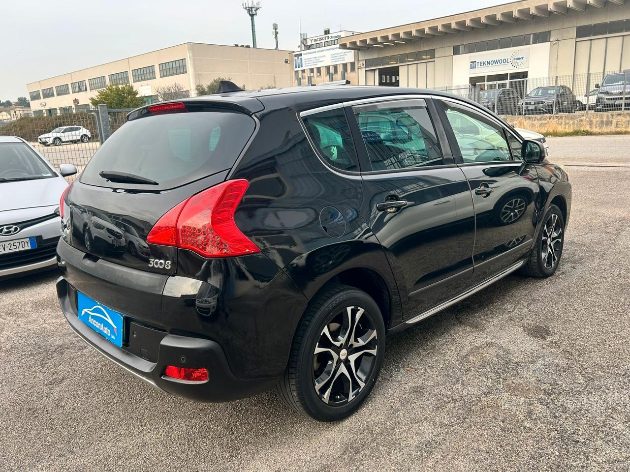 Peugeot 3008 1.6 HDi X NEOPATENTATI 2011