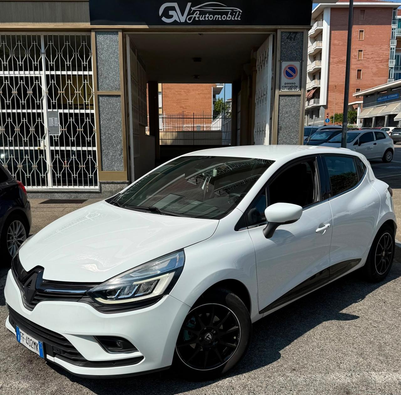 Renault Clio TCe 12V 90CV Start&Stop 5 porte Energy Excite