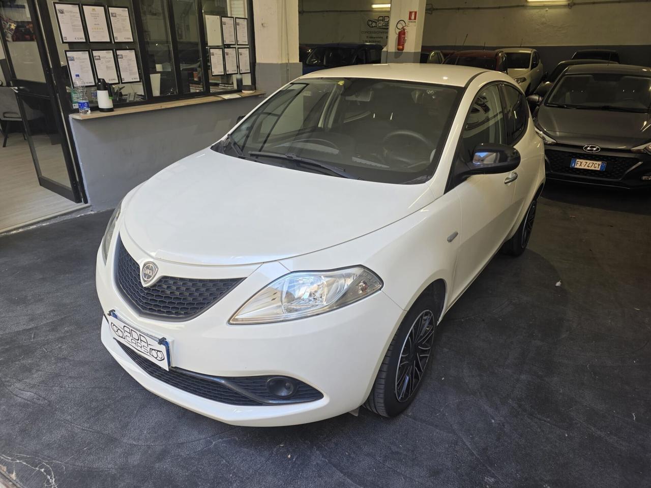 Lancia Ypsilon 1.2 69 CV unico proprietario