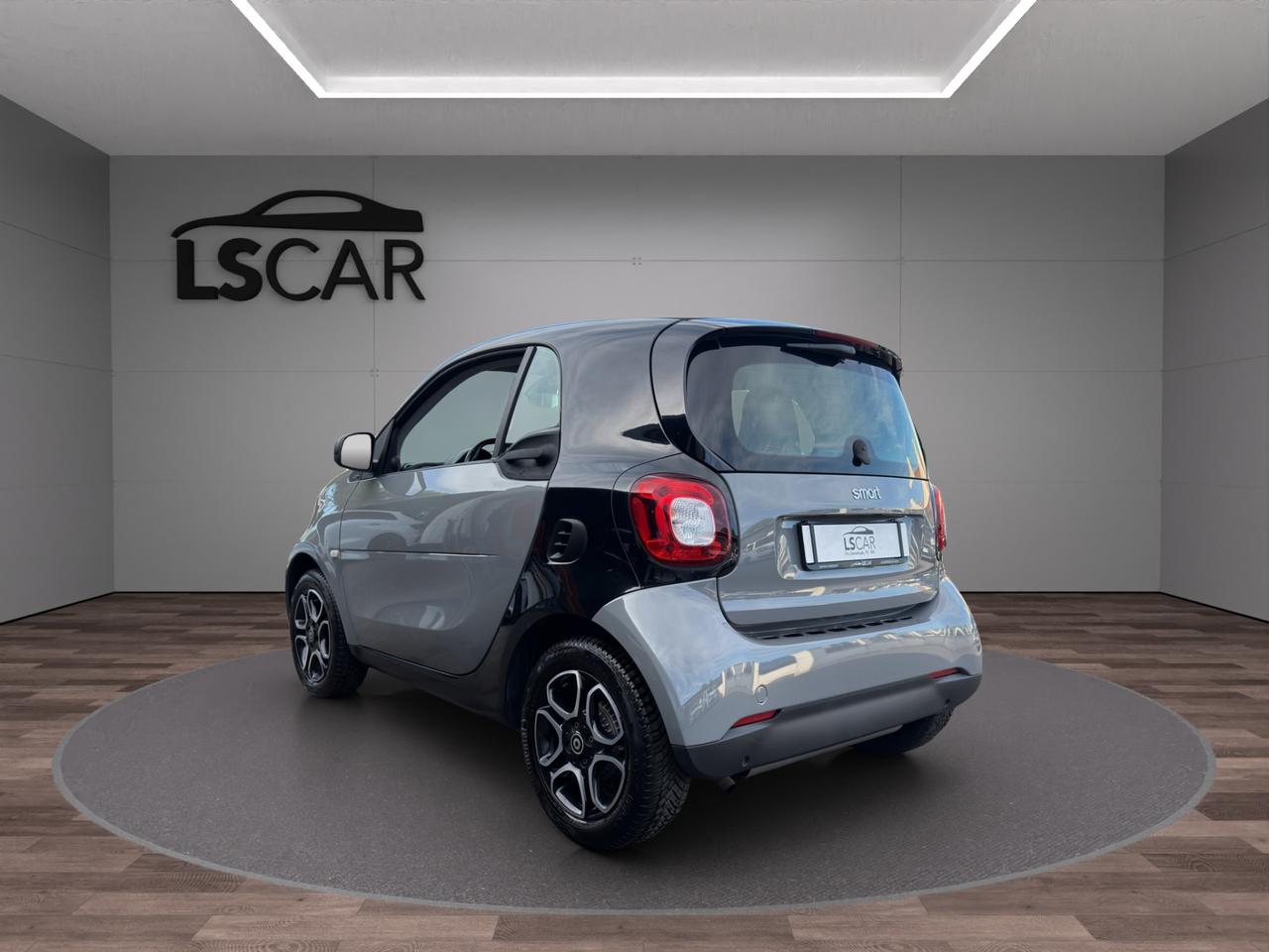 Smart fortwo coupe 1.0 Passion 71cv - Unipro - Promo FInanziamento - Cerchi in lega - Schermo - Sedili riscaldabili