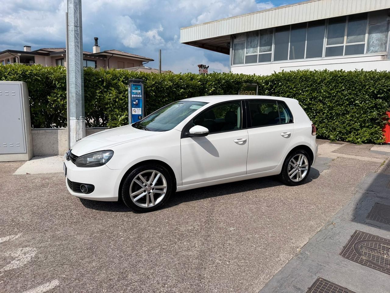 Volkswagen Golf 1.6 TDI DPF 5p. Highline