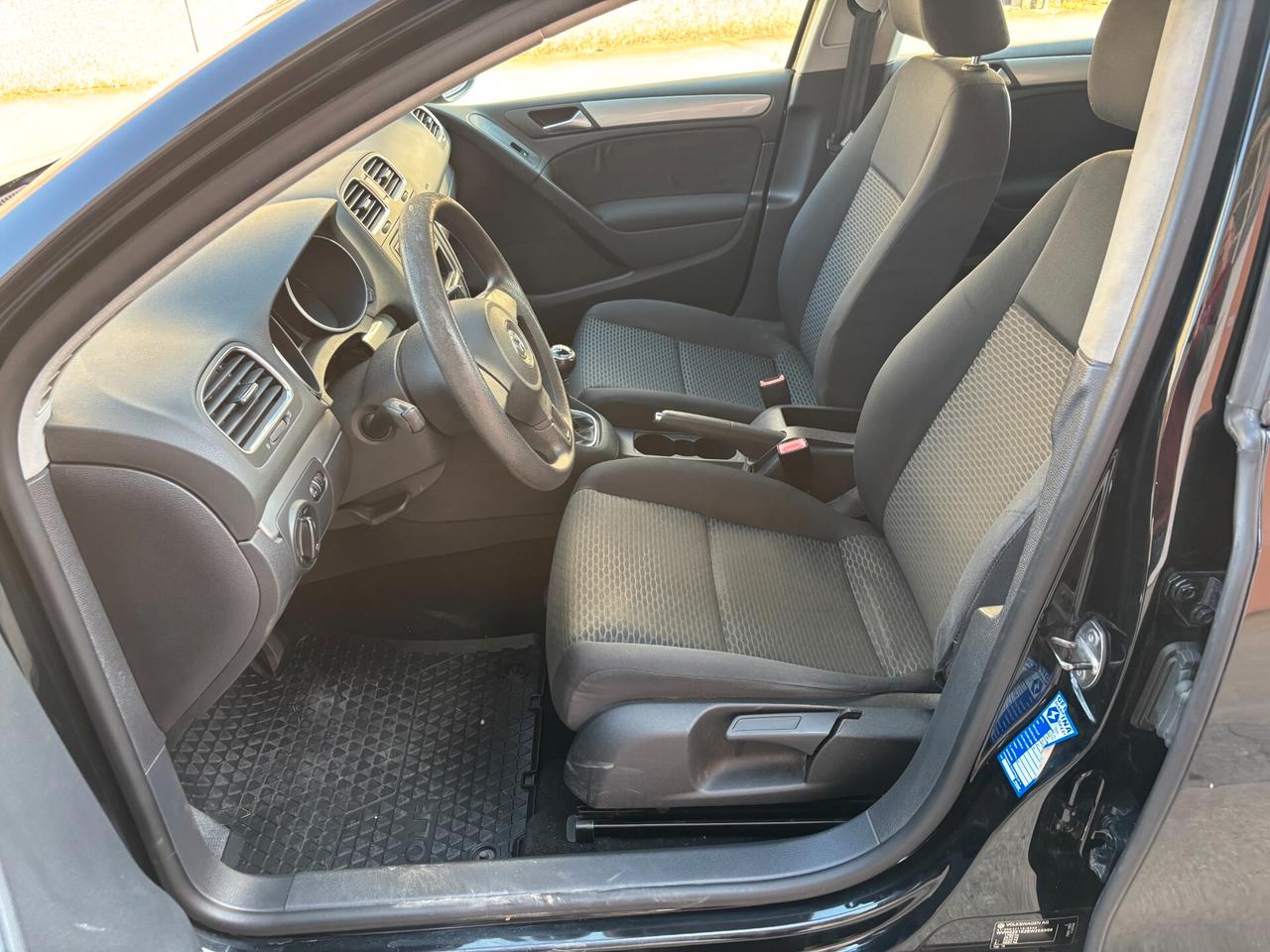 Volkswagen Golf 1.4 benzina