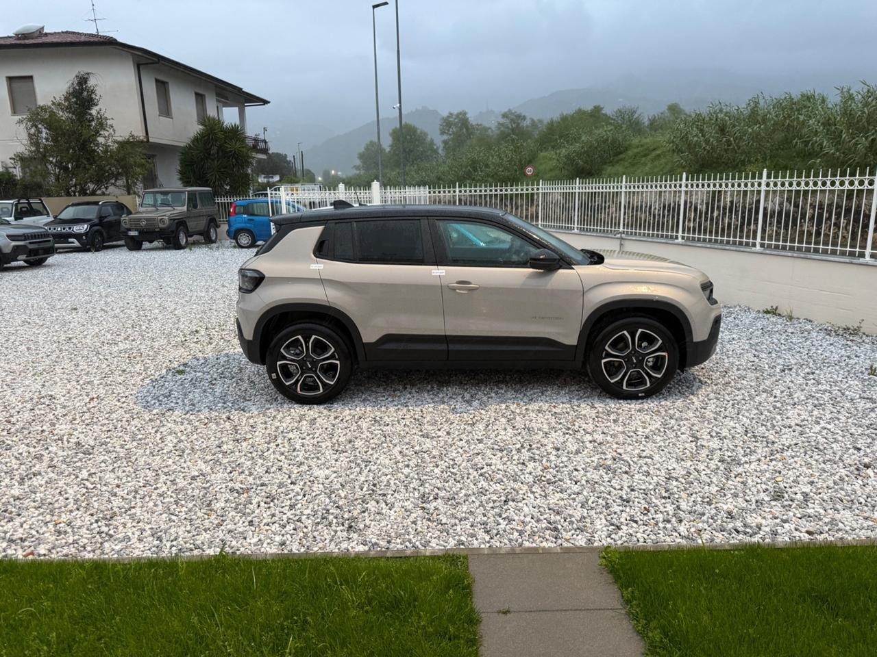 Jeep Avenger 1.2 Turbo 100 CV Summit