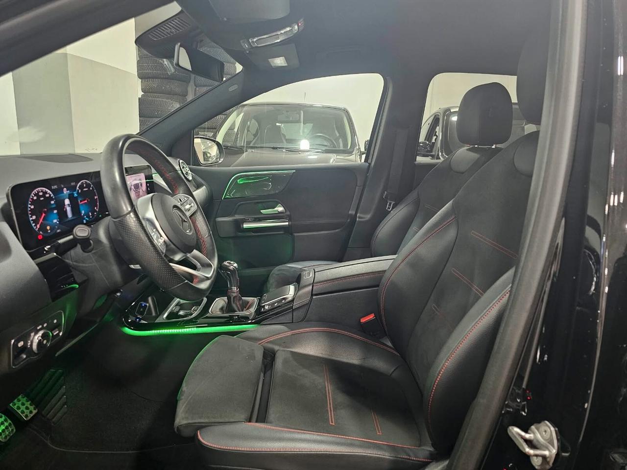 NUOVA MERCEDES-BENZ CLASSE B 180d 116CV PREMIUM AMG