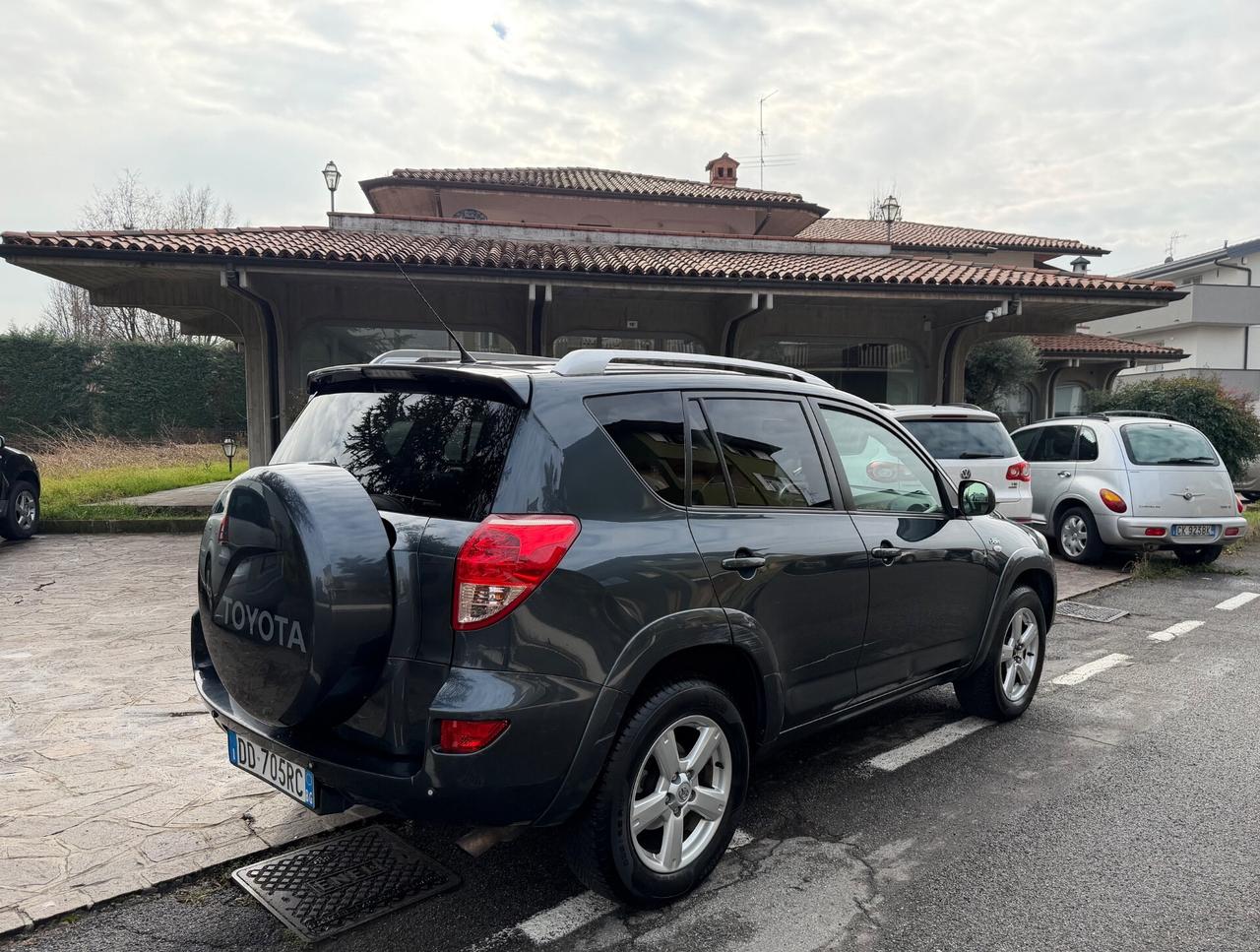 Toyota RAV 4 RAV4 2.2 D-4D 136 CV Sol