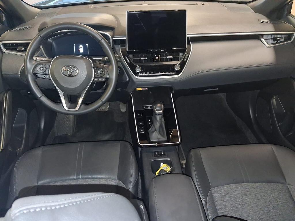 TOYOTA COROLLA CROSS PREMIUM AWD-i 2.0 HYBRID 200