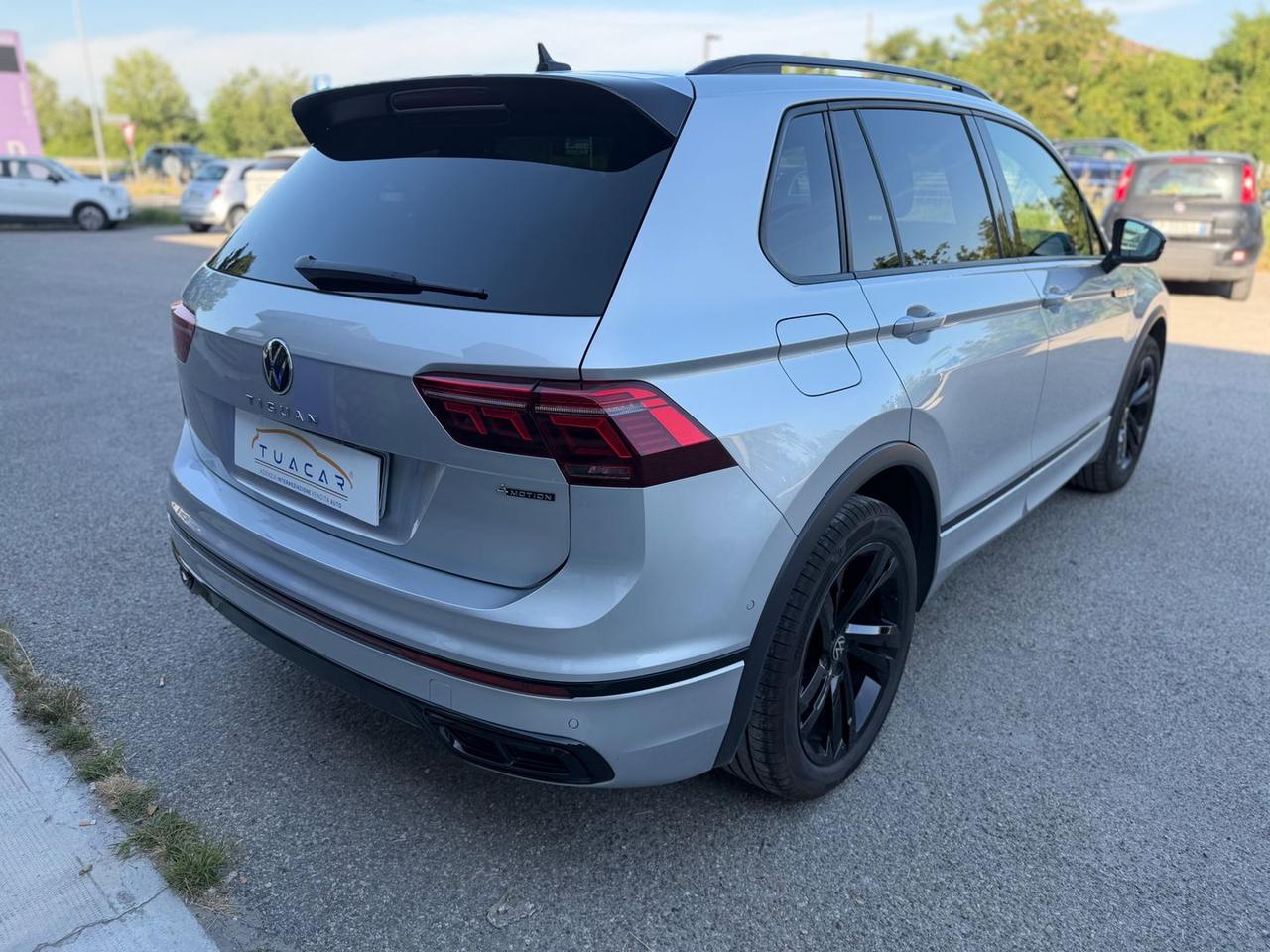 Volkswagen Tiguan R Line 2.0 TDI #11366