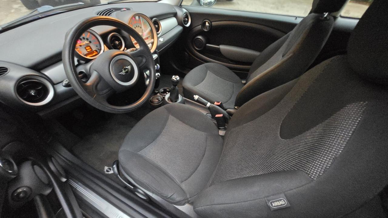Mini 1.6 16V Cooper