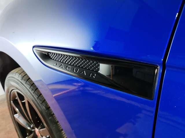 Jaguar F-Pace 2.0d Portfolio AWD 240cv Auto Navi + Camera