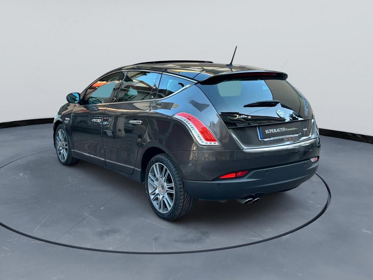 Lancia Delta 2.0 MJT DPF Argento