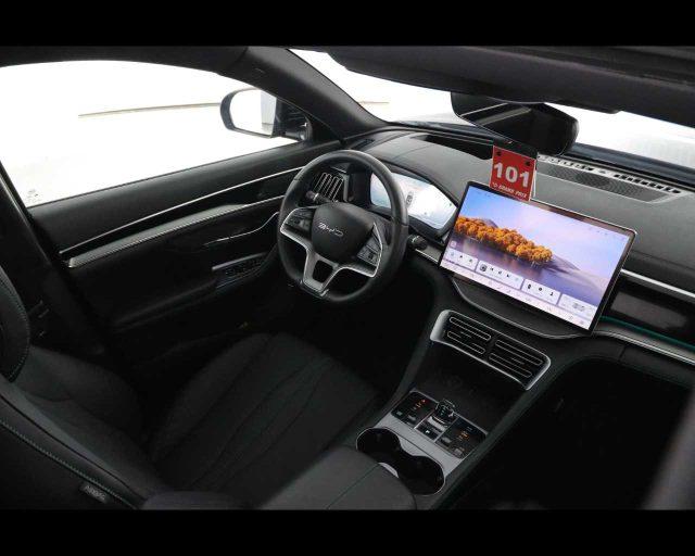 BYD Seal U DMi 1.5 Turbo 324 CV PHEV Design