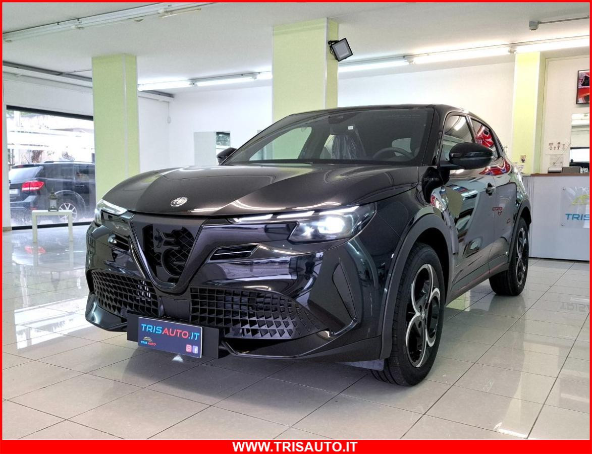 ALFA ROMEO Junior 1.2T Hybrid eDCT6 Speciale NEOPATENTATI IVATA