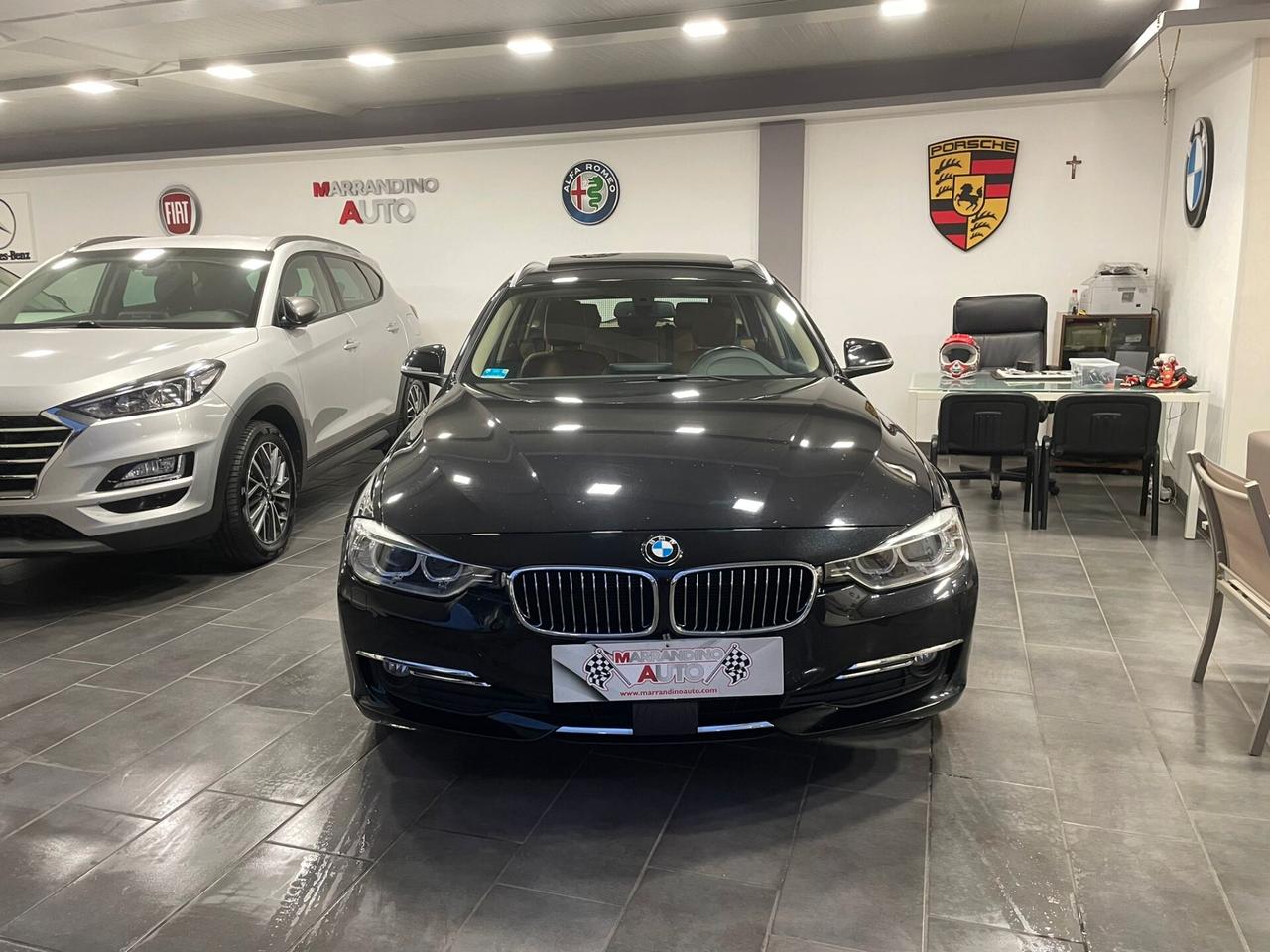 Bmw 320d xDrive Touring Luxury Tetto panoramico apribile