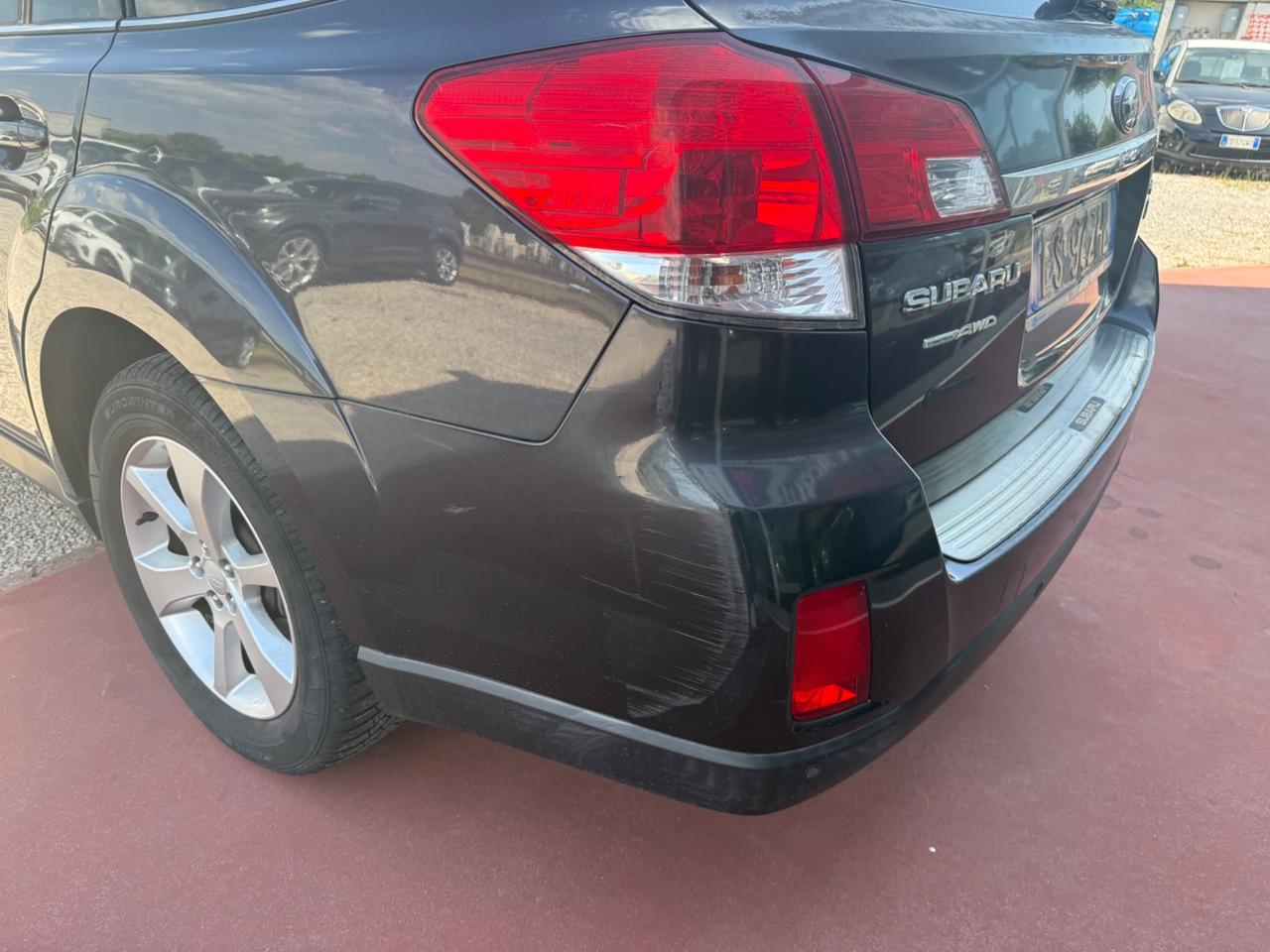 Subaru OUTBACK 2.0D Trend Leather